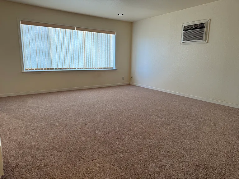2 Trinity Ct — Photo 6