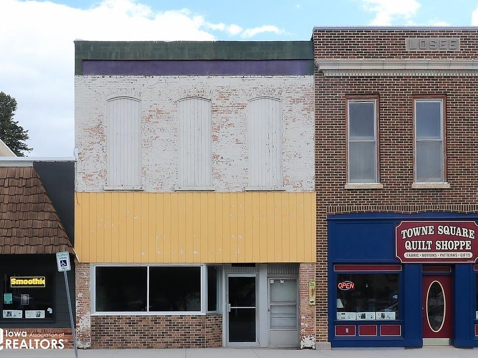 1st image of 105 E Main St
