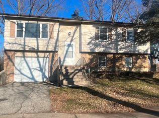 5304 Imperial Dr, Richton Park, IL 60471