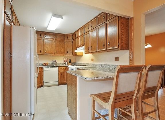 3rd image of 7302 Sprucewood Ave