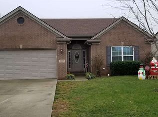 1135 Red Poppy Ct, Bowling Green, KY 42104