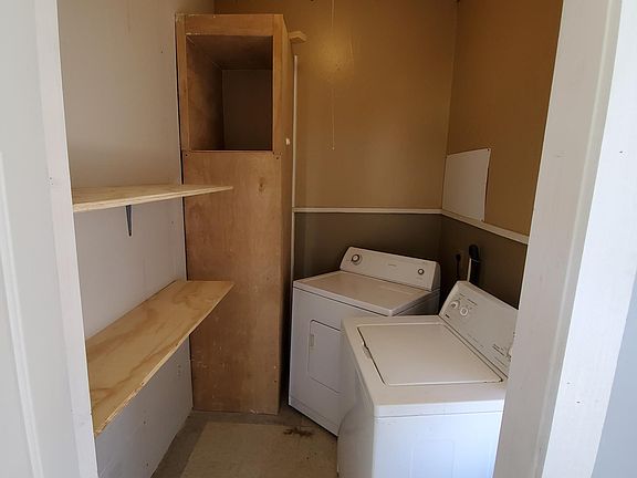 2nd image of 219 Blanchard St