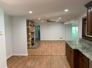 1740 Mountain Woods Cir, Birmingham, AL 35216