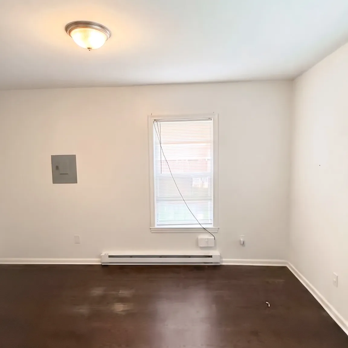 Studio, 800 sqft, $975 — Photo 3
