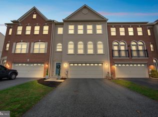 5 Sycamore Ln, Bear, DE 19701