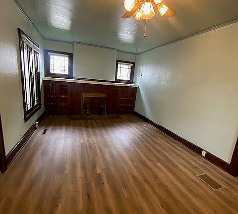 2nd image of 622 Jefferson Ave