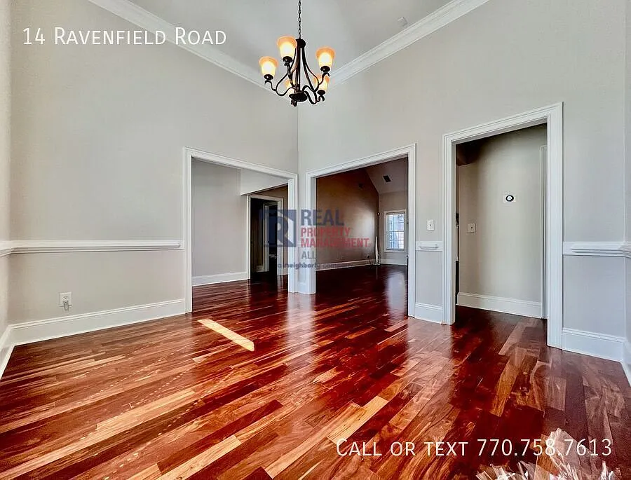 4 bed, 2.5 bath, 2555 sqft, $3,350 — Photo 4