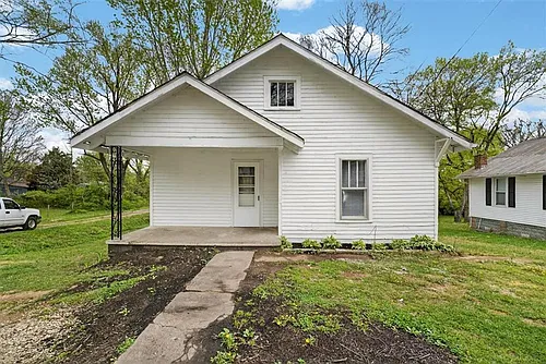225 Sunset Ave Photo 1