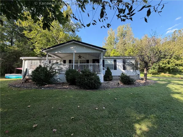 2495 Ripley Rd, Point Pleasant, WV 25550