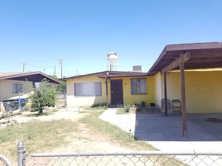 987 J St — Photo 13