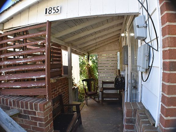 2nd image of 1855 Trenthill Dr