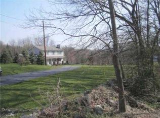 54 Carter Rd, New Hampton, NY 10958