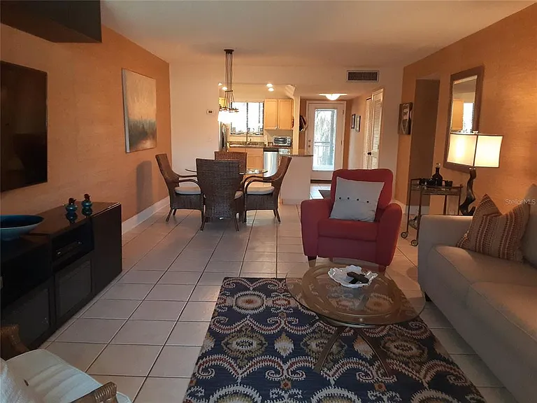 350 S Polk Dr #207 — Photo 9
