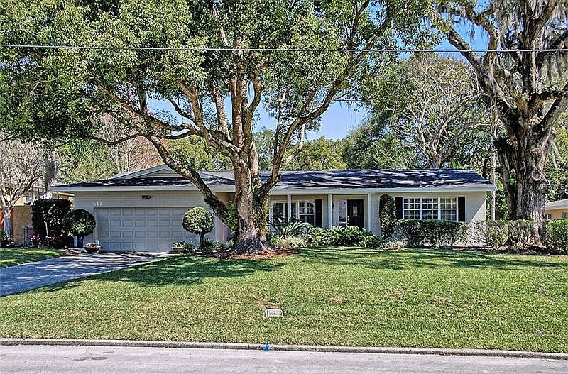 1st image of 511 E Trotters Dr