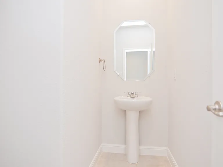 1021 Gillespie Dr — Photo 23