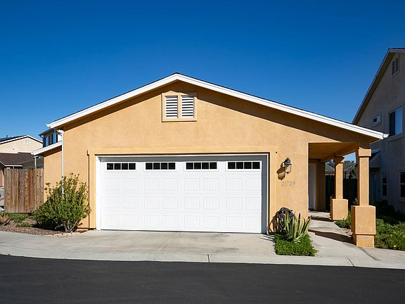 2nd image of 21729 Doreen Pl