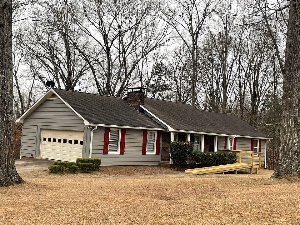 1st image of 120 N Oakwood Dr