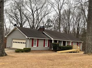 120 N Oakwood Dr, Canton, GA 30114