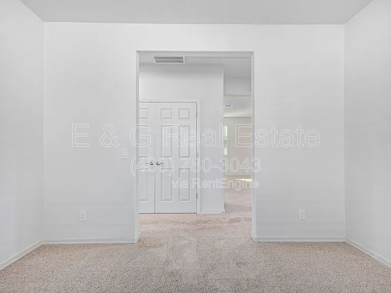19725 W Rancho Dr — Photo 23