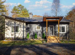 1421 Kelly Ridge Dr, Blue Ridge, GA 30513