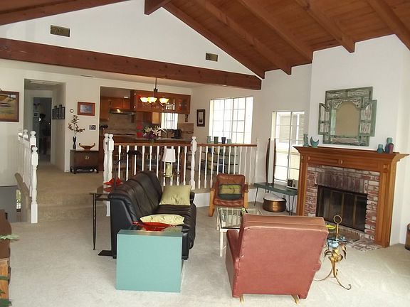 2nd image of 1631 Carlson Ln