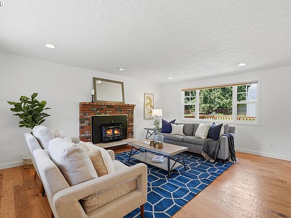 4th image of 11254 SE Ramona Dr