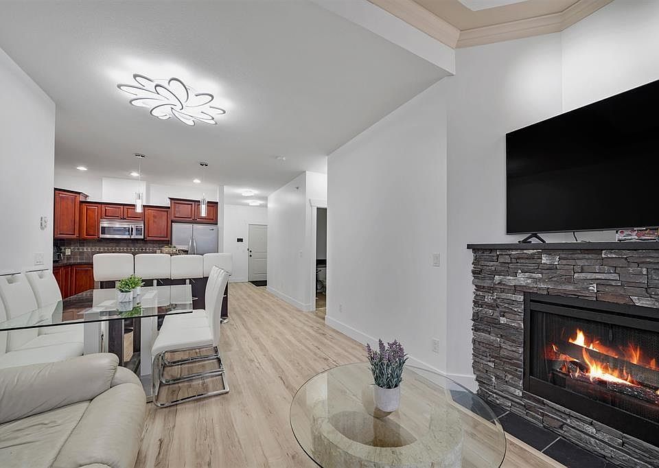 1st image of 46021 2nd Ave #408