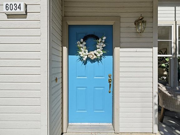 2nd image of 6034 Admiralty Pl