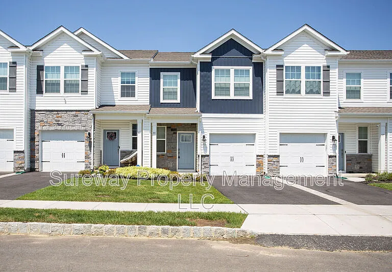 55 Elliot Ln — Photo 1