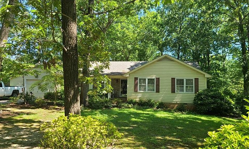 2nd image of 8508 Stonegate Dr