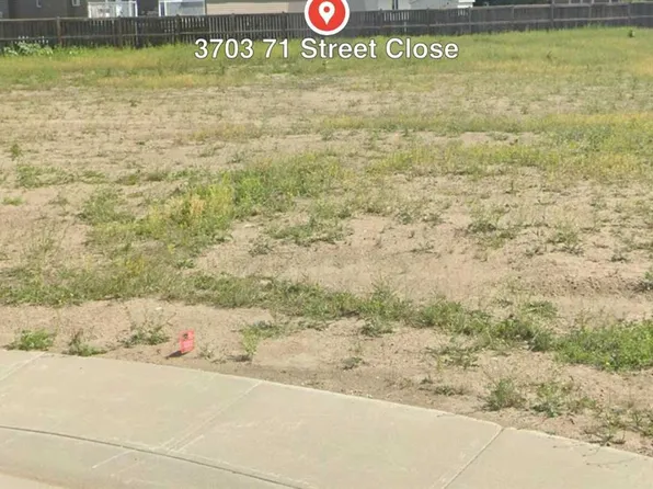 3703 71st St, Camrose, AB T4V 3S7