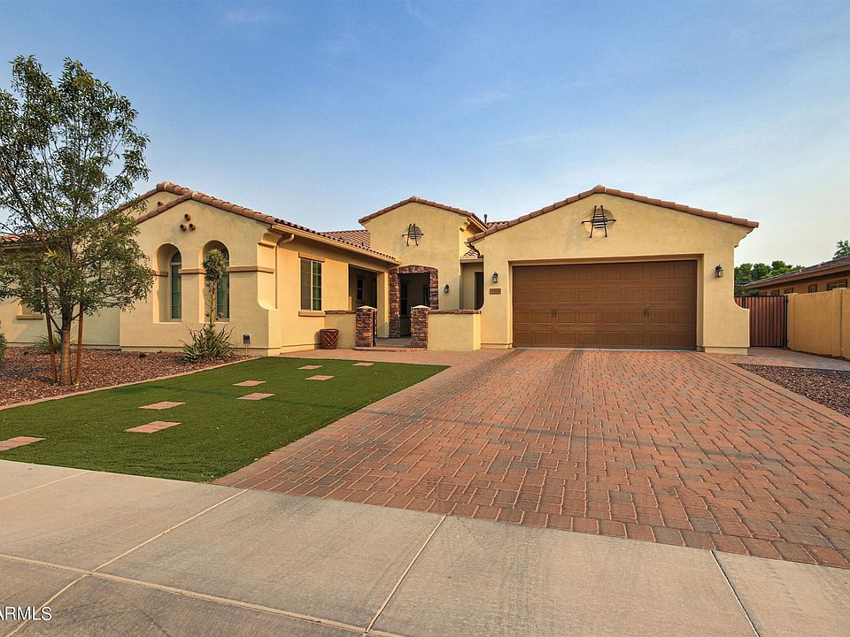 1st image of 3361 E Azalea Dr