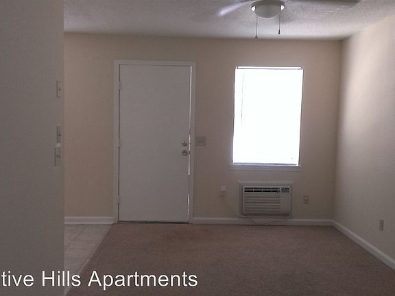 4th image of 4421 Bonnell Dr NW APT 10