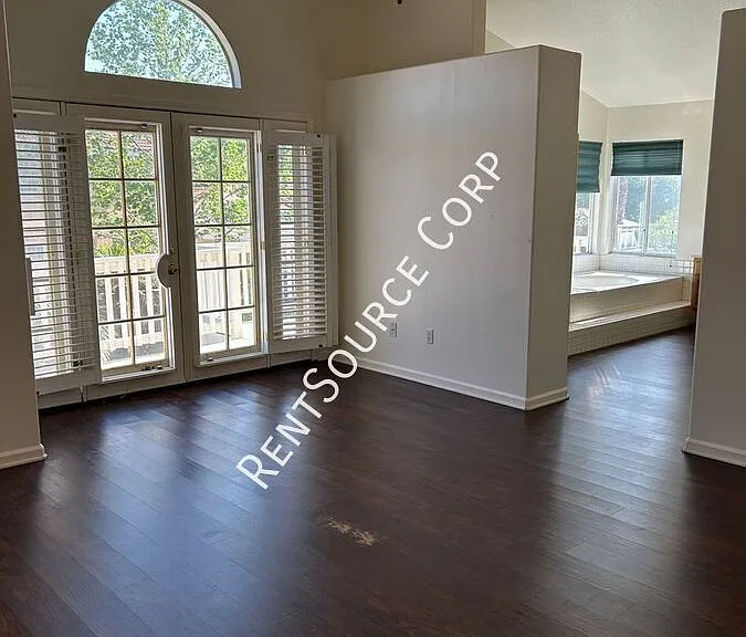3210 Lantana Ct — Photo 18