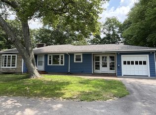 318 S Main St, Hopedale, MA 01747