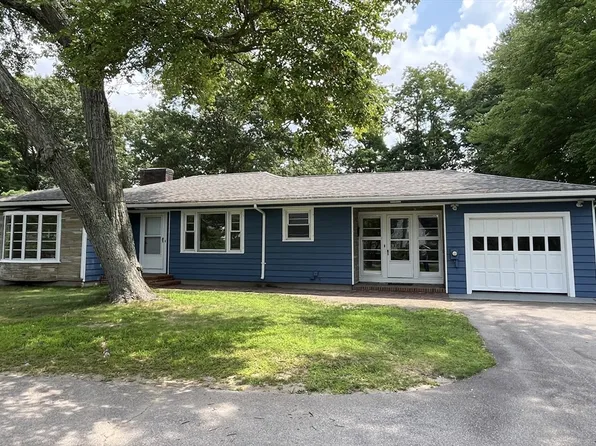 318 S Main St, Hopedale, MA 01747