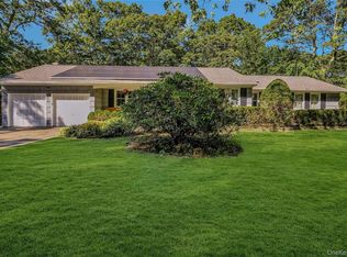 19 Fox Rd, East Setauket, NY 11733