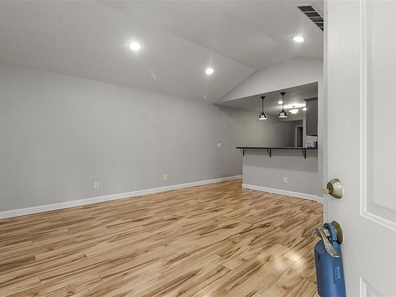 5th image of 6014 NE Kensington Ct #15-C