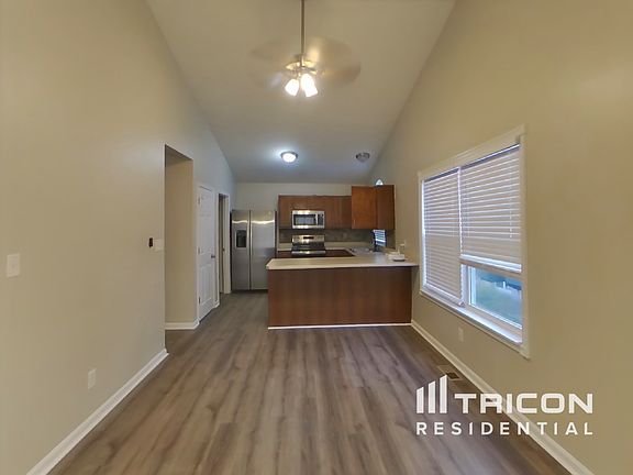 4th image of 7822 Sagebrook Ct