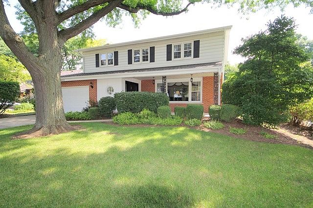 1st image of 19 N Windsor Dr