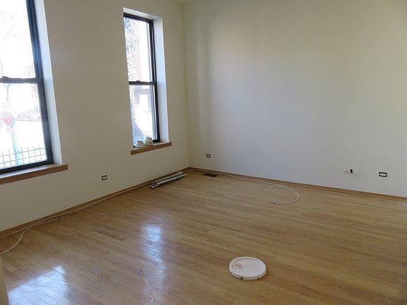 4th image of 1501 W Erie St APT 1D