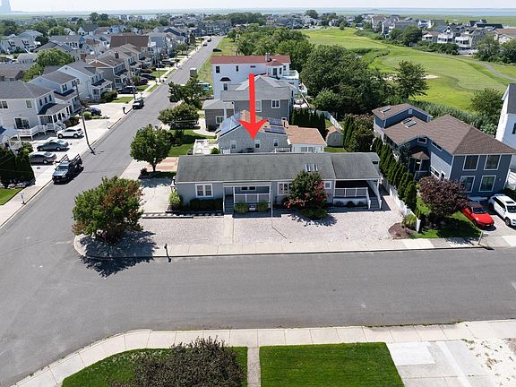 3rd image of 1319 Vardon Rd