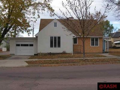 1110 5th St N, New Ulm, MN, 56073