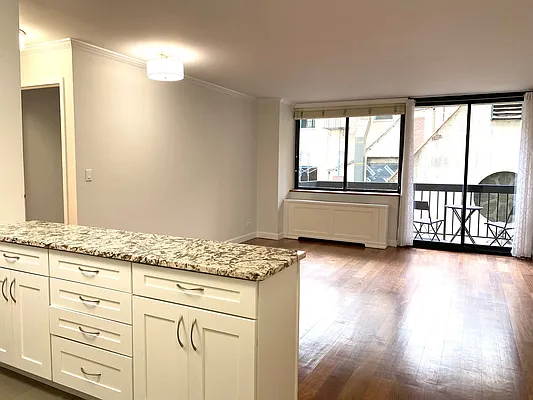 Rented by Compass | media 20