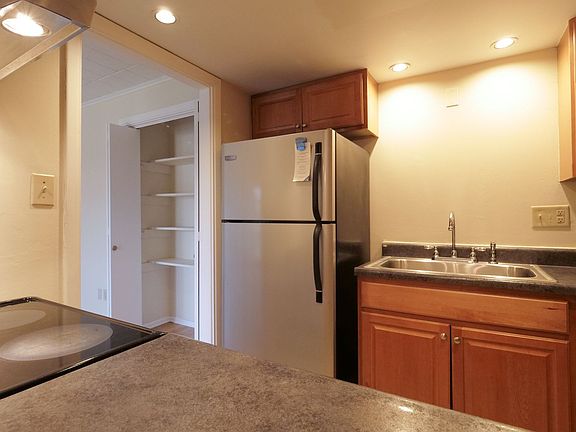 2nd image of 559 S Trenton Ave #559B