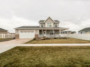 3081 N Teal Blue Dr, Idaho Falls, ID 83401