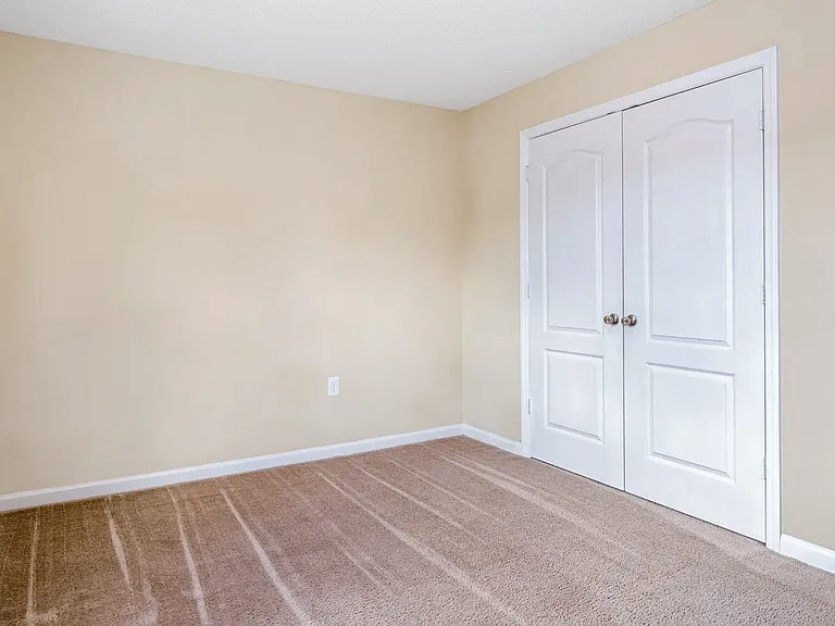 Madison Heights Luxury Apartments — Photo 55