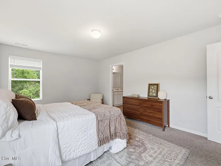 821 Conductor Ct — Photo 18