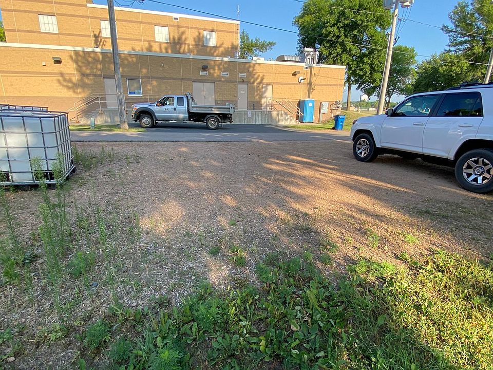 Back parking area