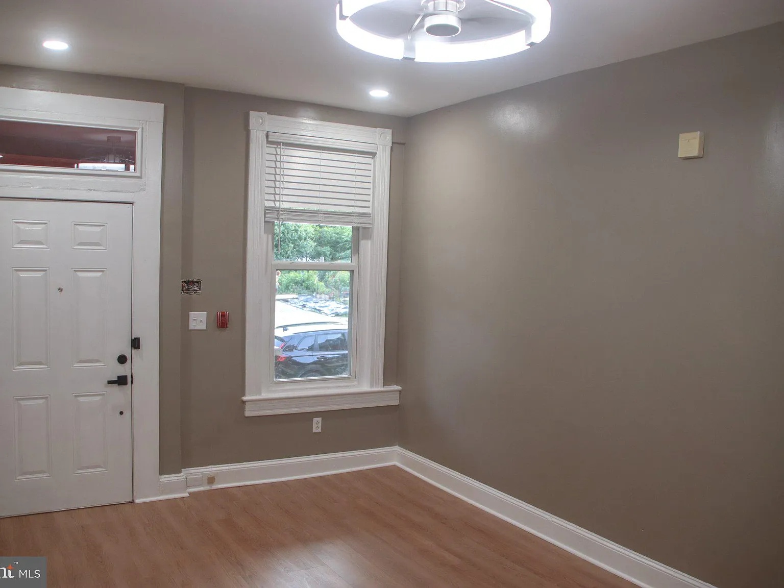 1 bed, 1.0 bath, 700 sqft, $1,595 — Photo 4